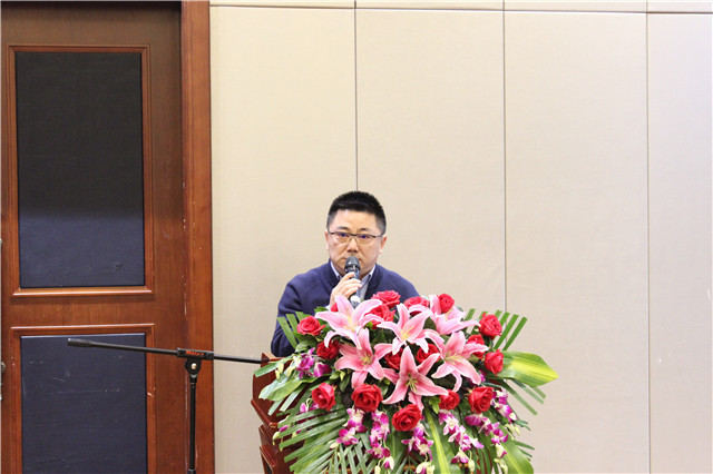 13飞球公司总经理樊平1