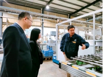 中国建设银行成都岷江支行行长一行莅临中汽成配参观考察